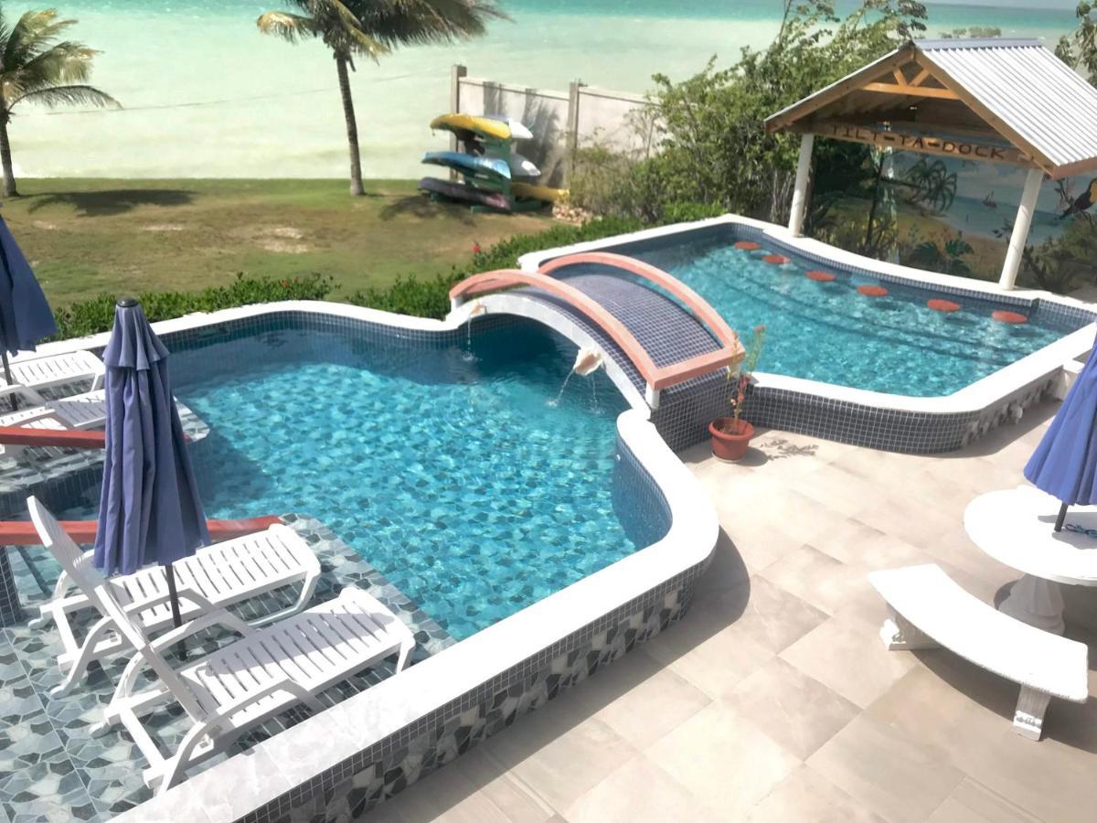 קורוזאל Tilt-Ta-Dock Resort Belize מראה חיצוני תמונה