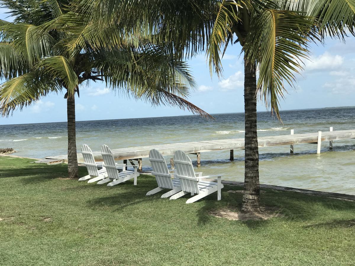 קורוזאל Tilt-Ta-Dock Resort Belize מראה חיצוני תמונה