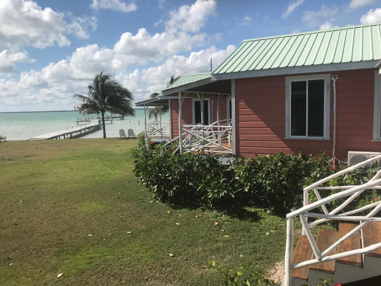 קורוזאל Tilt-Ta-Dock Resort Belize מראה חיצוני תמונה