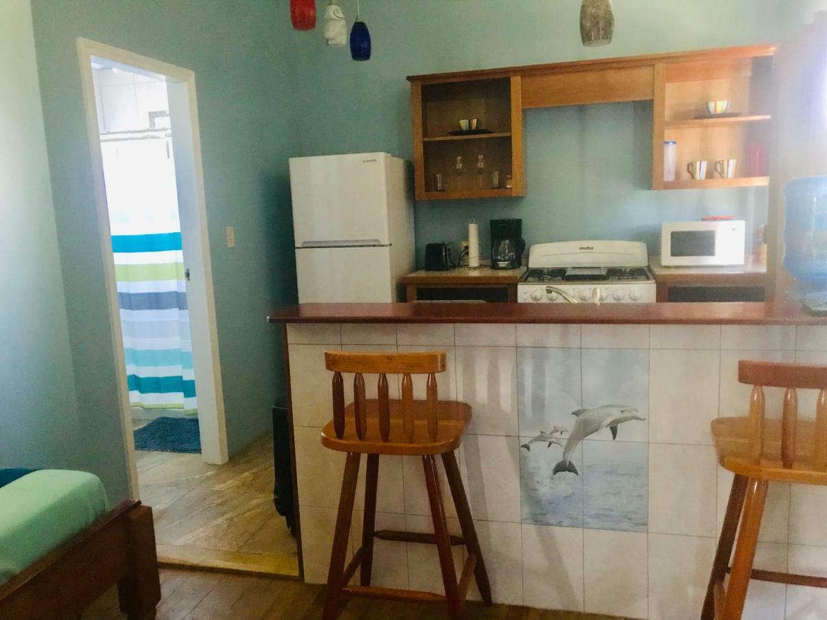 קורוזאל Tilt-Ta-Dock Resort Belize מראה חיצוני תמונה