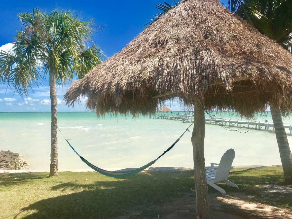 קורוזאל Tilt-Ta-Dock Resort Belize מראה חיצוני תמונה